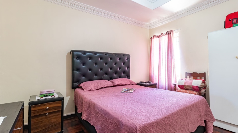 2 Bedroom Property for Sale in Woodstock Western Cape